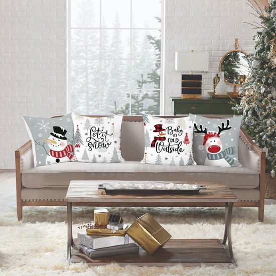 Unyqoos® Set van 4 winterse kussenhoezen met sneeuwman en rendier motief