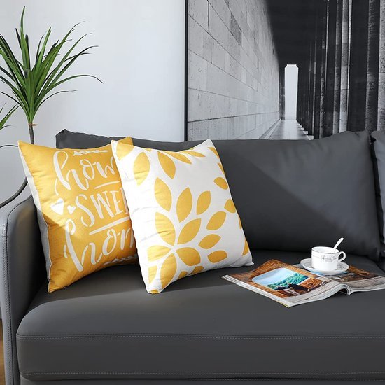 Unyqoos® Set van 4 decoratieve kussenhoezen met modern geometrisch ontwerp in linnen