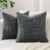 550x550-41098.jpg Unyqoos® Set van 2 decoratieve kussenslopen met gestreept corduroy ontwerp voor elk interieur