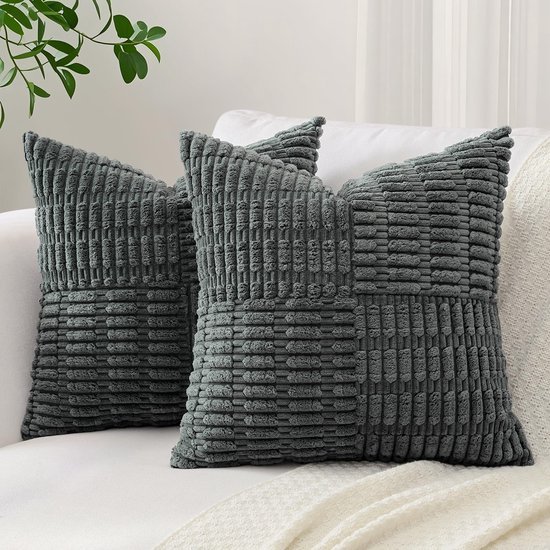 550x550-41098.jpg Unyqoos® Set van 2 decoratieve kussenslopen met gestreept corduroy ontwerp voor elk interieur