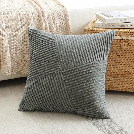 550x550-41136.jpg Unyqoos® Set van 2 Gestreepte Corduroy Kussenslopen voor Stijlvolle Woondecoratie