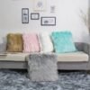 550x550-41181.jpg Unyqoos® Set van twee zachte decoratieve kussenslopen van imitatiebont in wit