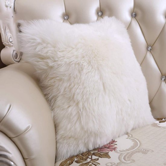 550x550-41182.jpg Unyqoos® Set van twee zachte decoratieve kussenslopen van imitatiebont in wit