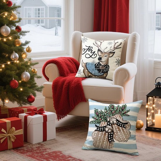 Unyqoos® Set van vier decoratieve kerstkussenhoezen voor sfeervolle woonruimtes