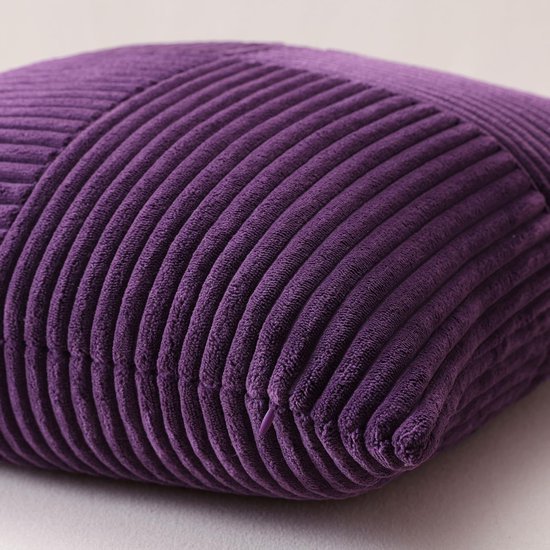 550x550-41270.jpg Unyqoos® Zachte paarse kussensloop van corduroy met elegant gestreept ontwerp