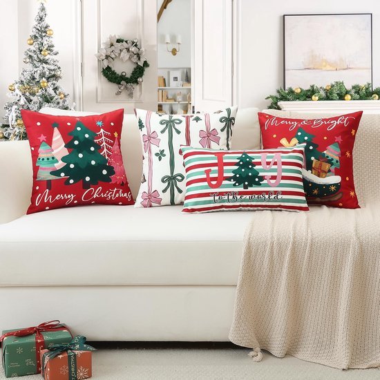 Unyqoos® Set van 4 decoratieve kerstkussenhoezen met winterse ontwerpen in rood