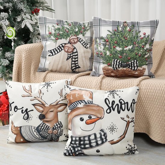 550x550-41313.jpg Unyqoos® Set van vier feestelijke kussenhoezen met rendier- en sneeuwpopmotief