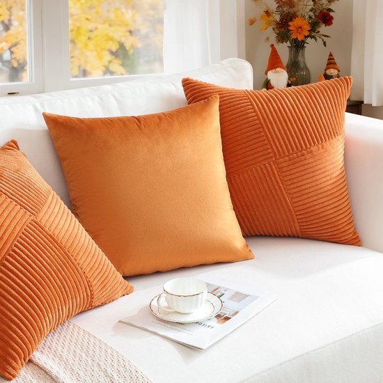 550x550-41336.jpg Unyqoos® Set van 4 decoratieve corduroy kussenslopen met verborgen ritssluiting