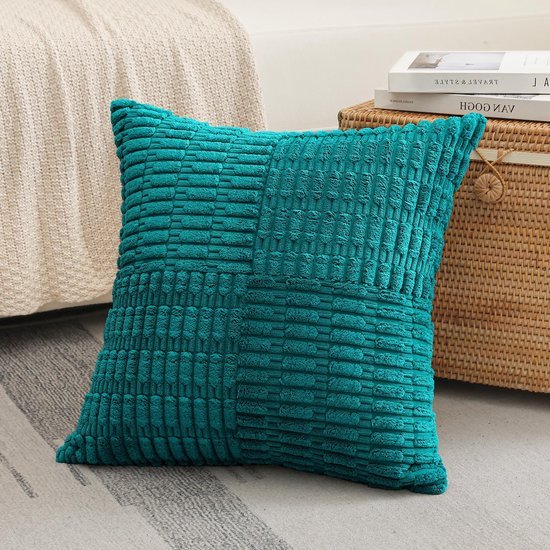 550x550-41466.jpg Unyqoos® Set van twee decoratieve corduroy kussenslopen met bohemian streepdesign