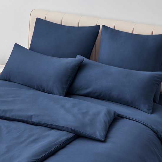 550x550-41496.jpg Unyqoos® Set van 2 blauwe microvezel kussenslopen van 80x80 cm met ritssluiting