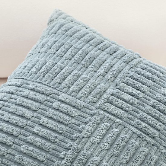 550x550-41530.jpg Unyqoos® Set van twee decoratieve corduroy kussenslopen met uniek gestreept patroon