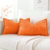 Unyqoos® Set van twee moderne corduroy kussenslopen in warme oranje tint voor elke kamer