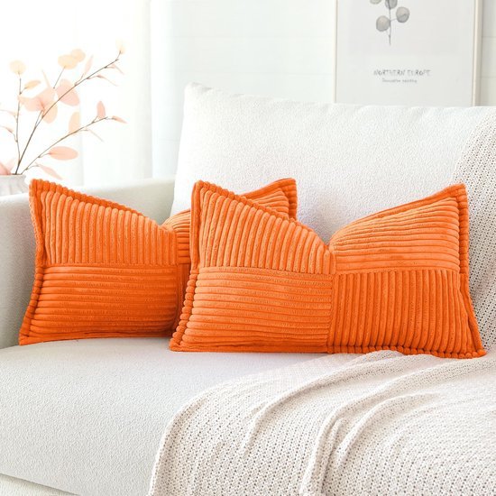 Unyqoos® Set van twee moderne corduroy kussenslopen in warme oranje tint voor elke kamer