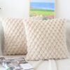 550x550-41628.jpg Unyqoos® Set van twee beige kussenslopen met pluche textuur voor een knusse sfeer