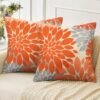 550x550-41770.jpg Unyqoos® Set van 2 decoratieve kussenhoezen 45x45 cm in oranje en grijs met dahlia ontwerp