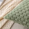550x550-41790.jpg Unyqoos® Set van twee decoratieve kussenslopen in grasgroen corduroy voor woonkamer