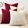 550x550-41817.jpg Unyqoos® Set van vier corduroy kussenhoezen in crèmekleur voor stijlvolle woonkamer