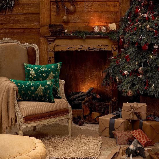 550x550-41948.jpg Unyqoos® Set van 2 Fluwelen Kerstkussenslopen voor Sierkussens in Woonkamer of Slaapkamer