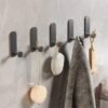 550x550-42287.jpg Unyqoos® Set van 4 Waterbestendige Kleefhaken voor Handdoeken, Hoeden, Sleutels en Tassen aan Deur in Grijs