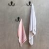 Unyqoos® Kledinghaken Set van 10 voor Wandmontage met Dubbele Ophangmogelijkheden en Bevestigingsschroeven