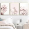 550x550-44578.jpg Unyqoos® Set van drie roze bloemenposters voor een elegante en moderne uitstraling