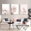 550x550-44579.jpg Unyqoos® Set van drie roze bloemenposters voor een elegante en moderne uitstraling