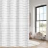 550x550-8153.jpg Unyqoos® Waterdichte en schimmelwerende douchegordijn van polyester met 10 haken