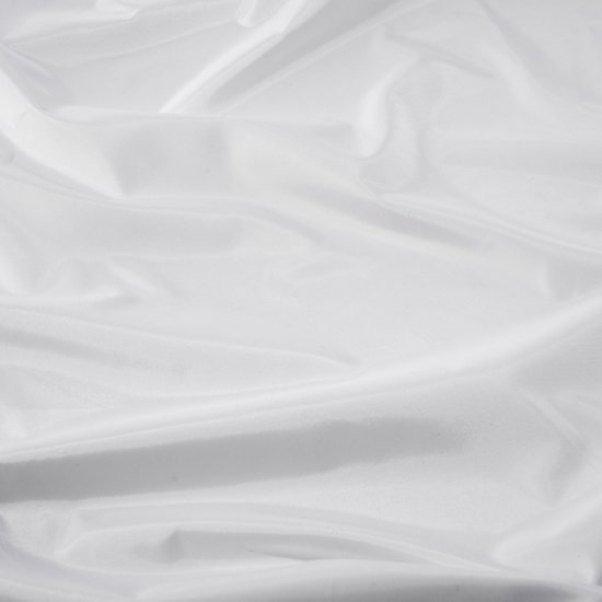 550x550-8304.jpg Unyqoos® Wit polyester douchegordijn met verzwaarde zoom en waterafstotende eigenschappen