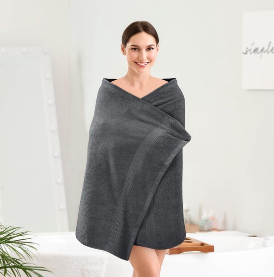 Unyqoos® Luxueuze Set van 4 Zachte Badhanddoeken van Hoogwaardig Katoen 600 g/m² voor Optimaal Comfort