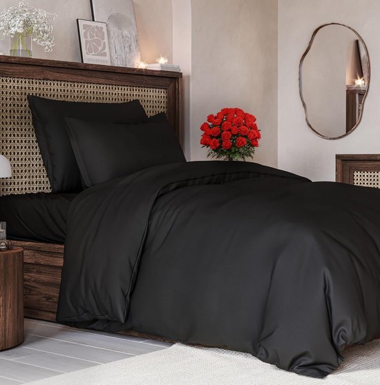 550x558-12.jpg Unyqoos® Zachte en ademende 3-delige beddengoedset met microvezel dekbedovertrek
