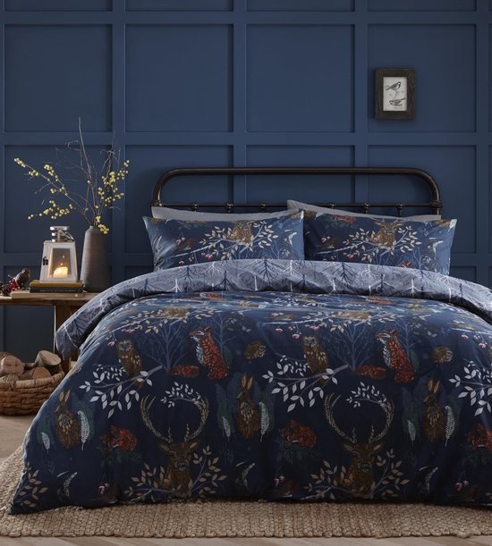 Unyqoos® Omkeerbare dekbedovertrekset met bosdierenprint in marineblauw polykatoen kingsize