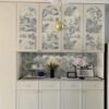 Unyqoos® Zelfklevend vintage behang met dieren en planten in beige en blauw