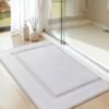 Unyqoos® Extra zachte witte badkamermat met antislip en hoge waterabsorptie