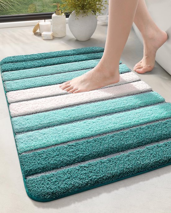 550x687-126.jpg Unyqoos® Zachte en absorberende badmat met antislip en eenvoudig wasbaar ontwerp