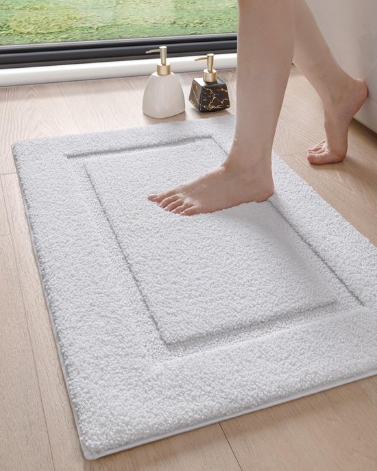 550x687-159.jpg Unyqoos® Zachte en absorberende badmat met antislip voor badkamer en douche