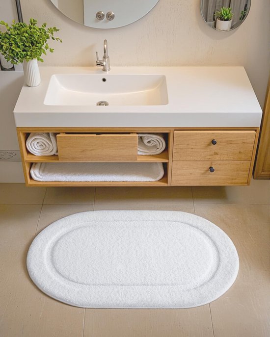550x687-177.jpg Unyqoos® Zachte en Antislip Badmat in Witte Kleur voor Veilige Badkamerervaring