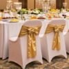 550x687-220.jpg Unyqoos® Set van 30 elastische witte stoelhoezen voor evenementen en hotels