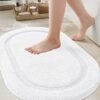 Unyqoos® Zachte en Absorberende Witte Badmat met Antislip Achterkant 50 x 80 cm