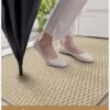 550x688-34.jpg Unyqoos® Zachte en Antislip Deurmat voor Binnen met Efficiënte Vuilopvang en Gemakkelijk Onderhoud