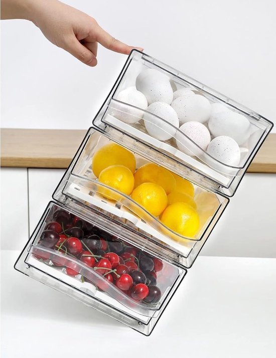 550x715-38.jpg Unyqoos® Transparante en stapelbare koelkastopbergdoos met afdruipmand en handgreep