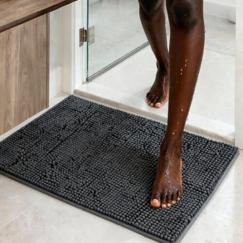 550x733-111.jpg Unyqoos® Donkergrijze Chenille Badmat 40x60 cm met Antislip en Sneldrogend Effect