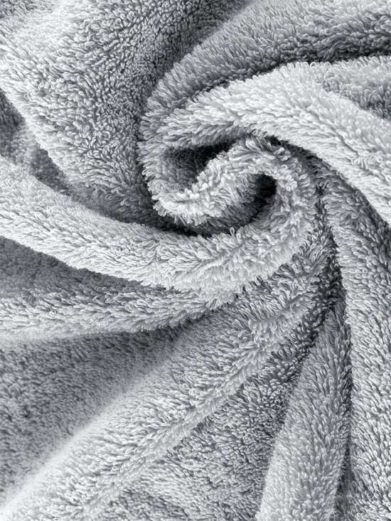 Unyqoos® Premium Luxe Douchehanddoeken van 100% Natuurlijk Katoen in Set van Twee, Zachte en Absorberende Handdoeken