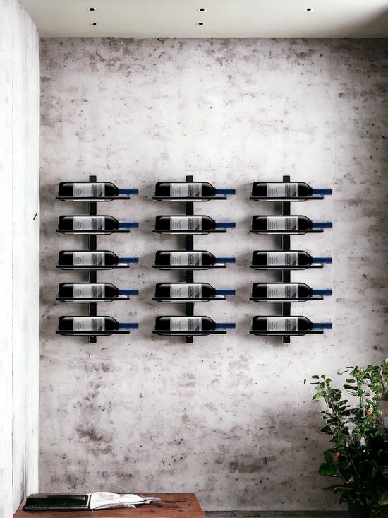 550x733-158.jpg Unyqoos® Stijlvol wandrek voor vijf flessen wijn in matzwarte afwerking