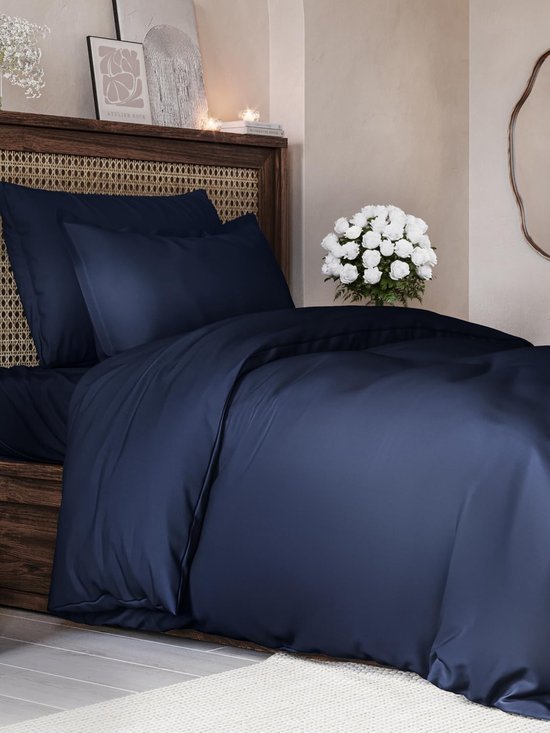 550x733-20.jpg Unyqoos® Zachte en ademende 3-delige beddengoedset met ritssluiting en hoekbanden 155 x 220