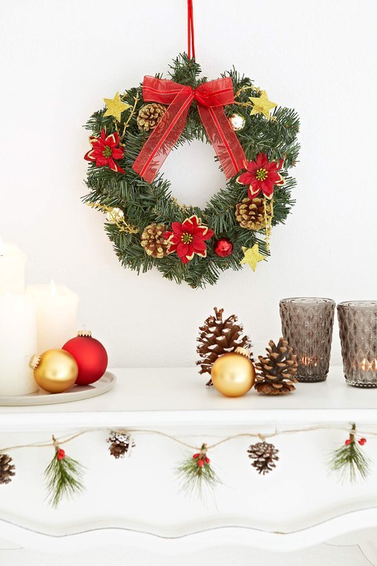 550x825-104.jpg Unyqoos® Sfeervolle Kerstkrans met Dennentakken en Gouden Accenten voor Huisdecoratie