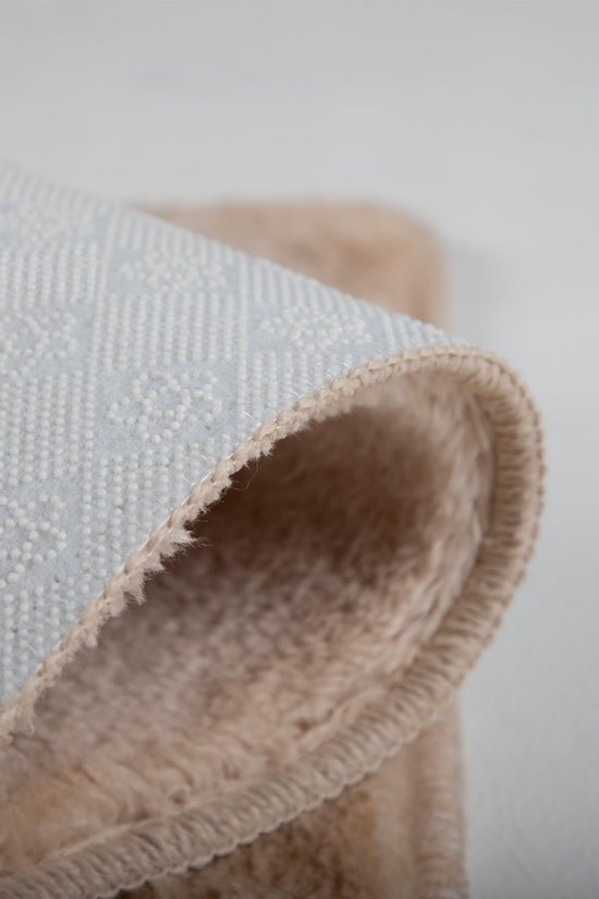 550x825-107.jpg Unyqoos® Tweedelig badmatten set met zachte textuur en antislip eigenschappen