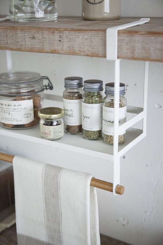 550x825-174.jpg Unyqoos® Ruimtebesparend kruidenrek van staal en hout voor de keuken