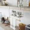 550x825-176.jpg Unyqoos® Ruimtebesparend kruidenrek van staal en hout voor de keuken