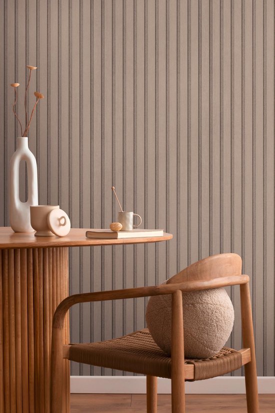 550x825-75.jpg Unyqoos® Modern vliesbehang met houtlook en wandpaneelmotief in diverse kleuren, beige-bruin-girjs