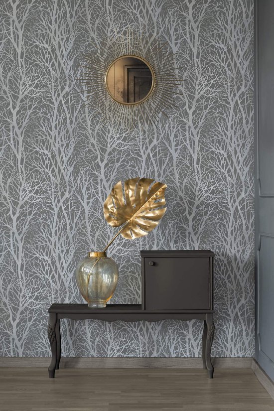 Unyqoos® Vliesbehang met bosmotief en metallic accenten voor een moderne uitstraling